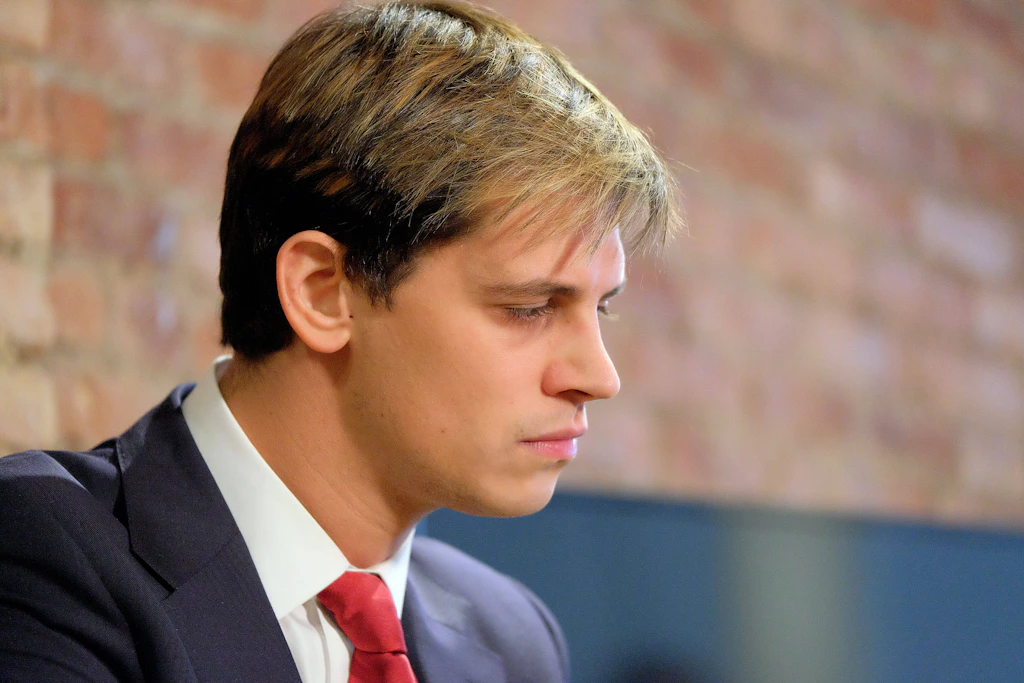 Der britische Kommentator Milo Yiannopoulos soll aus den USA abgeschoben werden.
