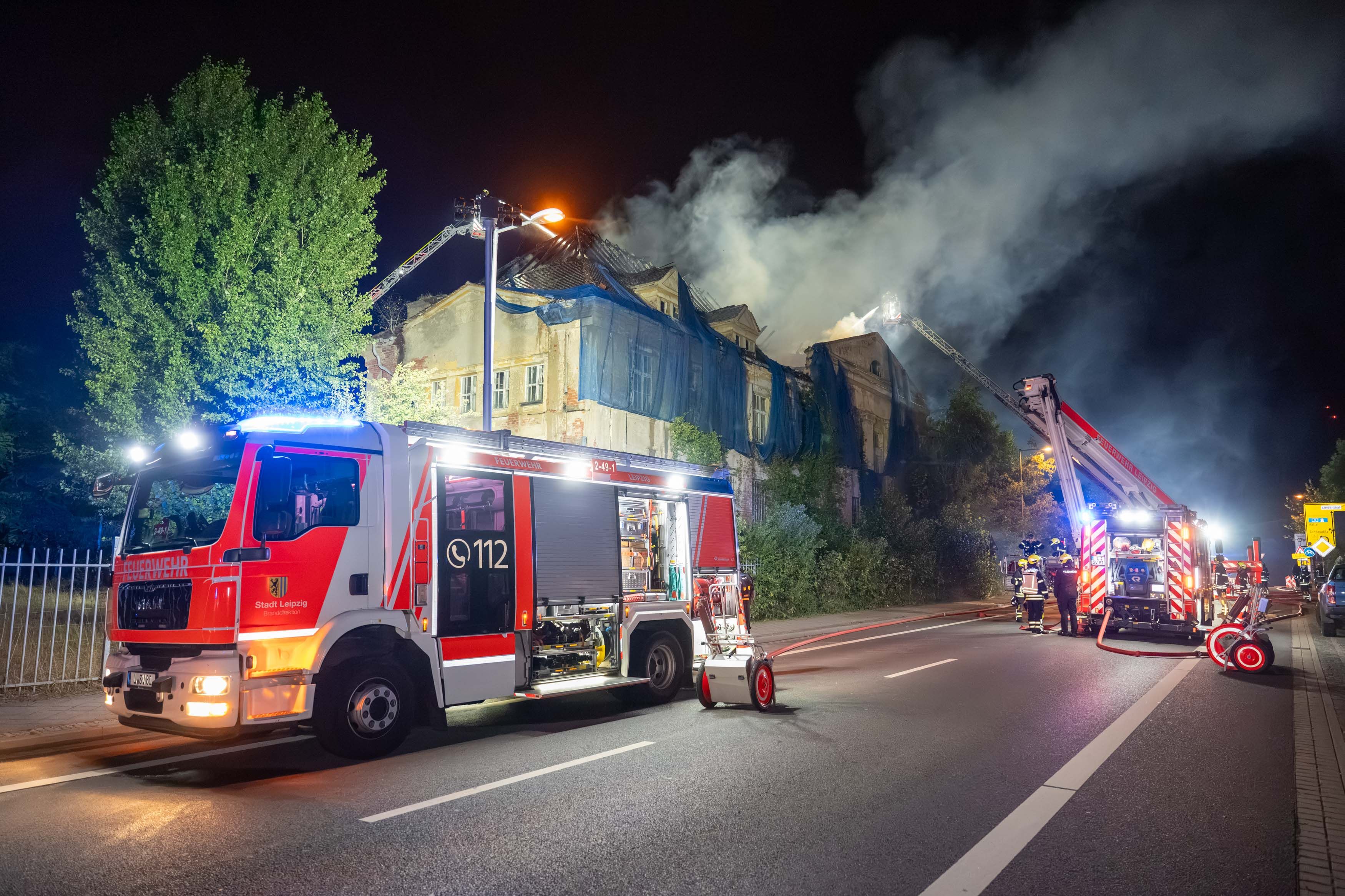 Serie von Bränden hält Feuerwehr in Leipzig am Wochenende in Atem