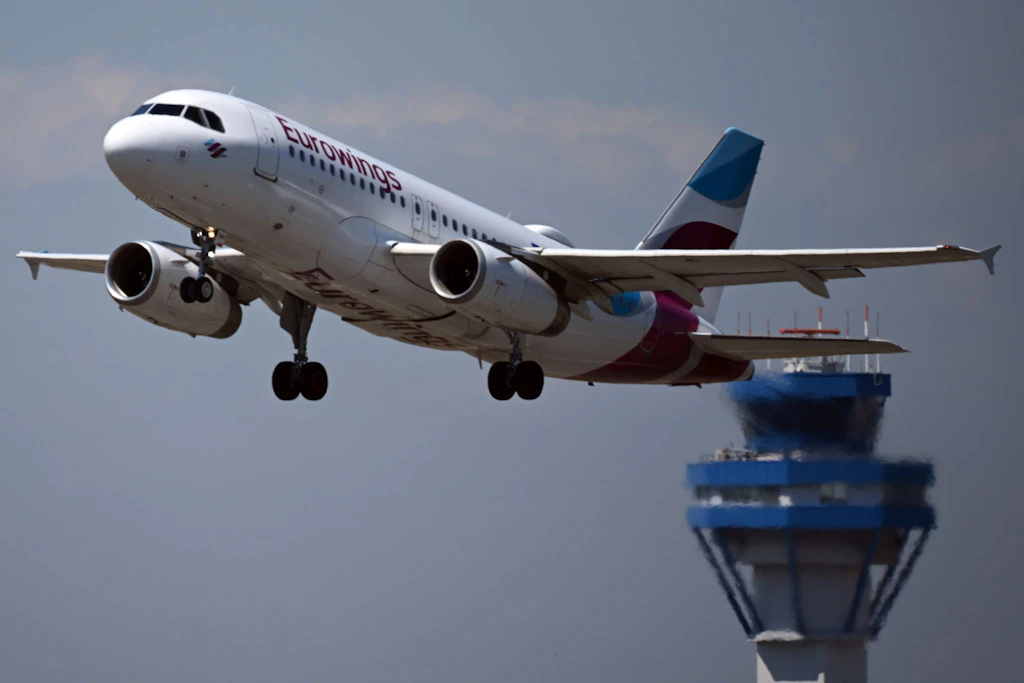 Eurowings-Alarm: Mallorca-Flieger muss in Paris landen