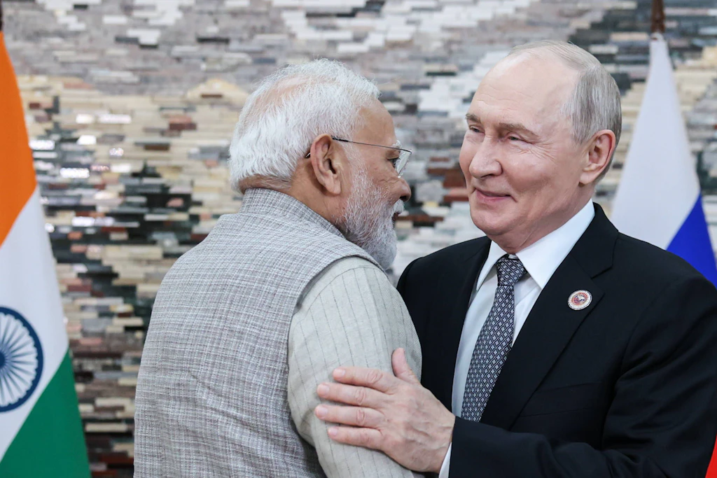 „Ruf der Menschheit“: Warum Modi ausgerechnet beim Gipfel mit Xi ein Ende von Putins Krieg fordert