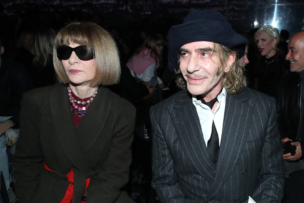 Nach Kritik an geplanter Ehrung: John Galliano und Met stoppen Ausstellung für 2027