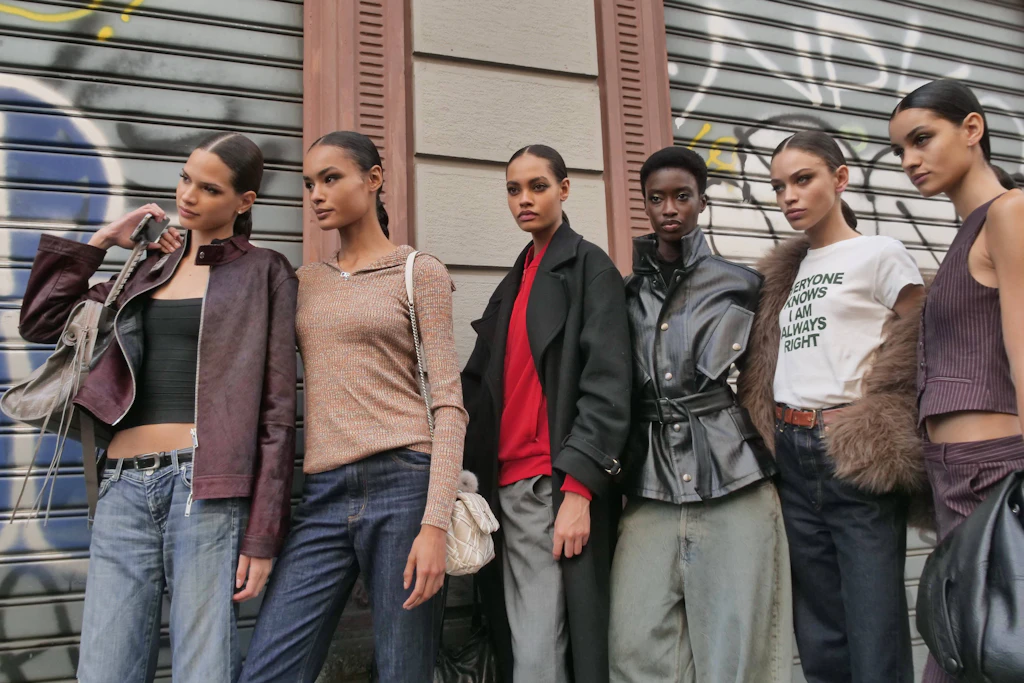 Fashion Week Fall/Winter 2026/27: Models tragen gerne den Boot.