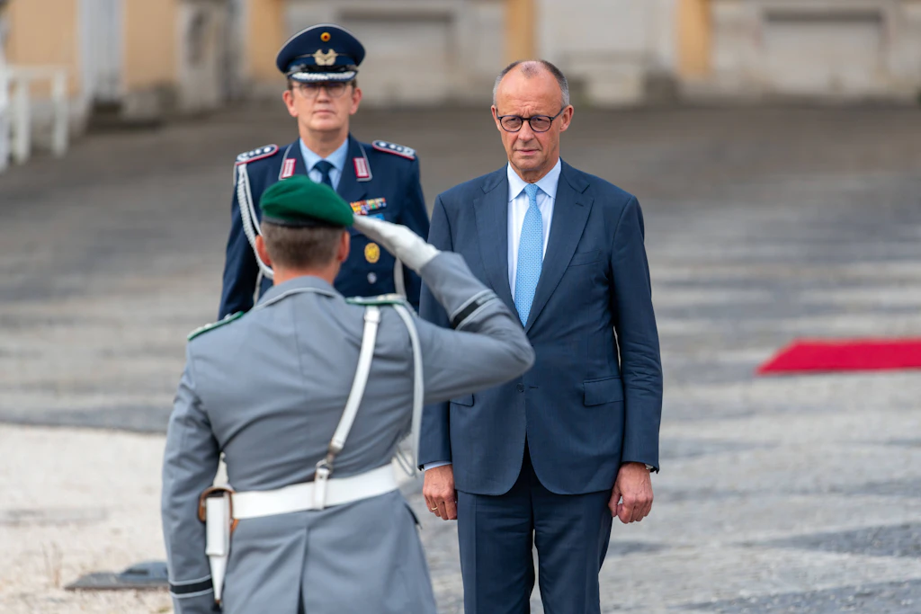 Bundeskanzler Friedrich Merz (CDU): Steht er kurz davor, Russland offiziell für den Drohnenvorfall in Leipzig verantwortlich zu machen?