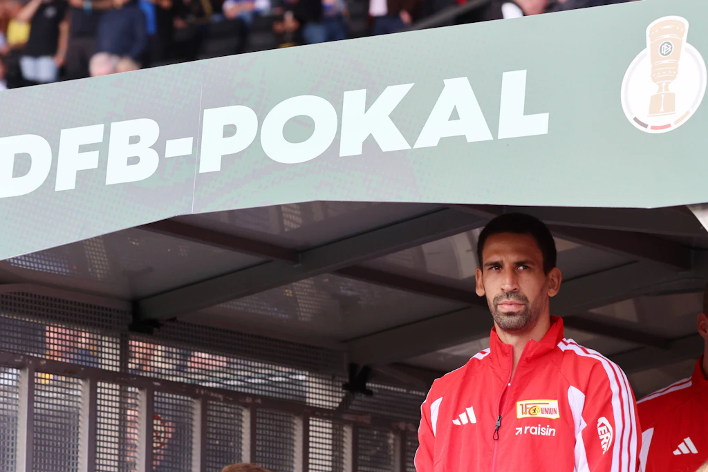 Rani Khedira und der 1. FC Union Berlin haben die Pokal-Hürde Eintracht Braunschweig übersprungen und gehören zu den bislang 16 Bundesligisten, die in Runde zwei stehen.