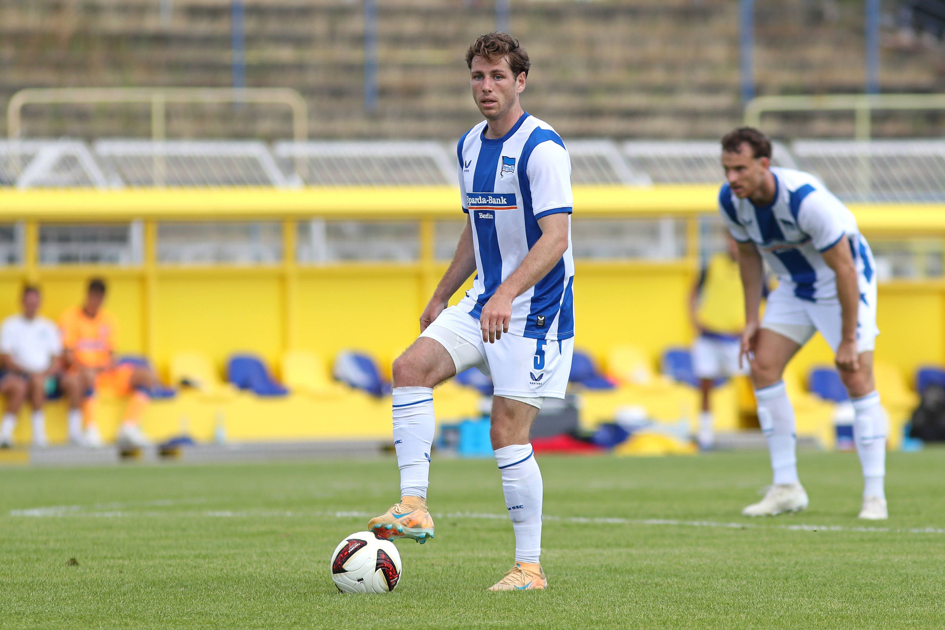 Von Leitl aussortiert! Leon Jensen heuert bei Arminia Bielefeld an