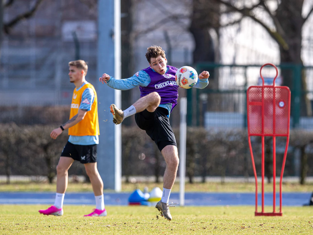 In der Rückrunde war Leon Jensen nur auf dem Trainingsplatz. Er arbeitete an seinem Comeback bei Hertha BSC. 