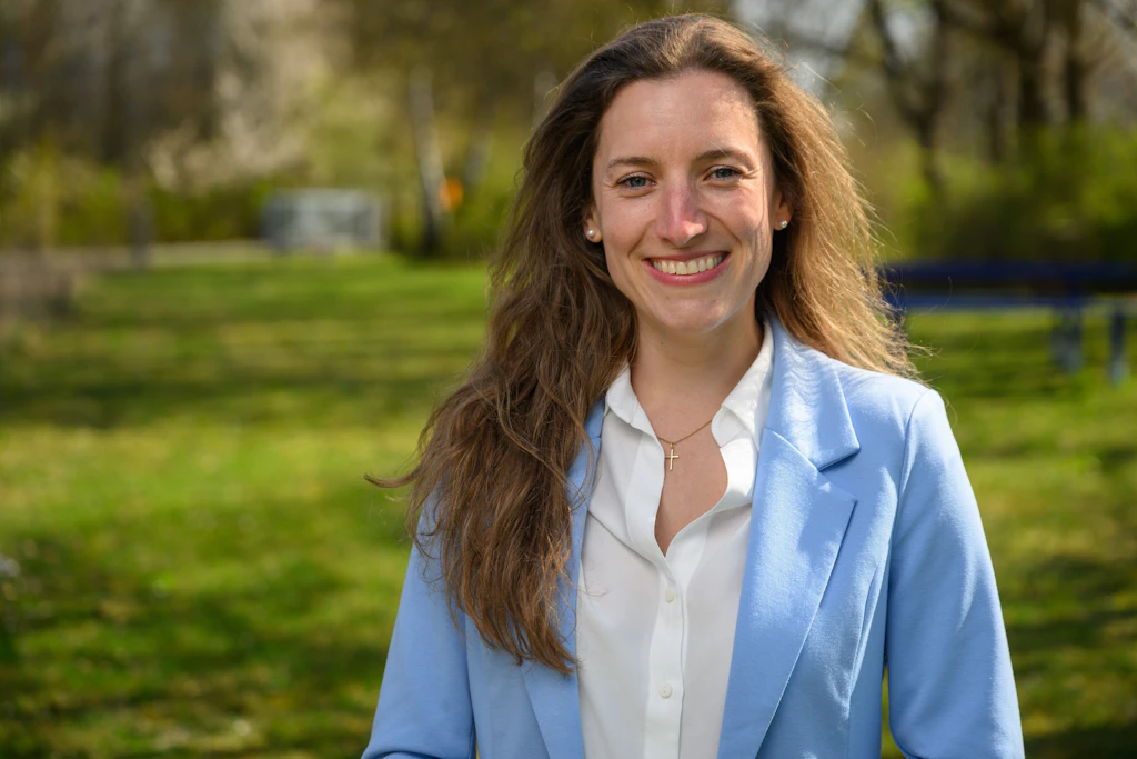 Franziska Harter, zum Zeitpunkt des Interviews im April 2026 Chefredakteurin der katholischen Tagespost.