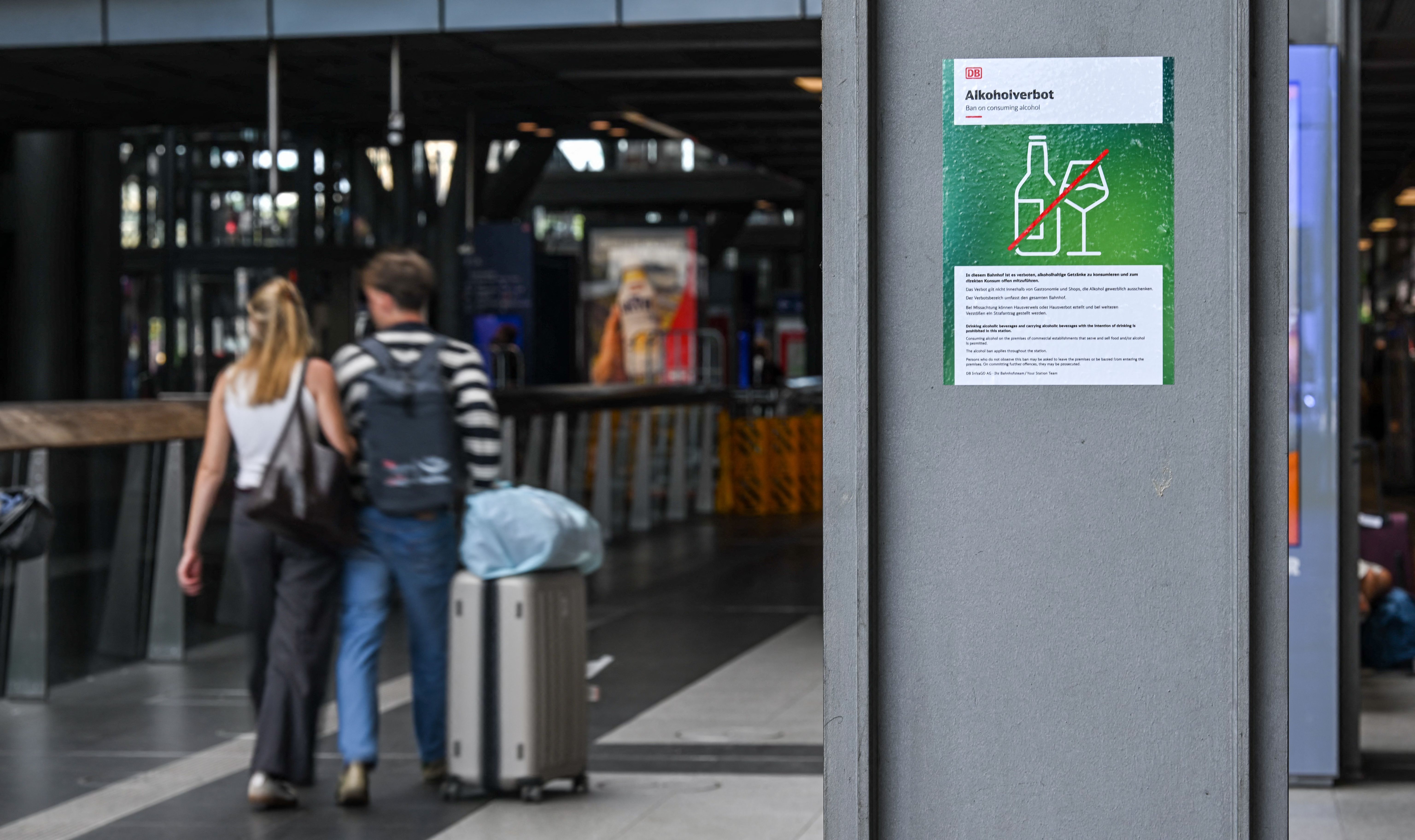 „Das kann nur der Anfang sein“: So reagieren die Berliner auf Alkoholverbote an Bahnhöfen
