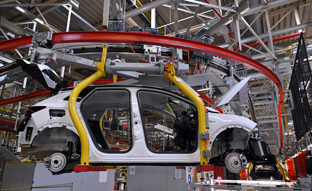 Deutsche Industrieproduktion bricht im Juli ein – Eine Branche zieht Werte nach unten