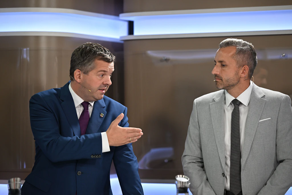 Sven Schulze (l)(CDU) hier im Bild mit Ulrich Siegmund (r)(AfD).