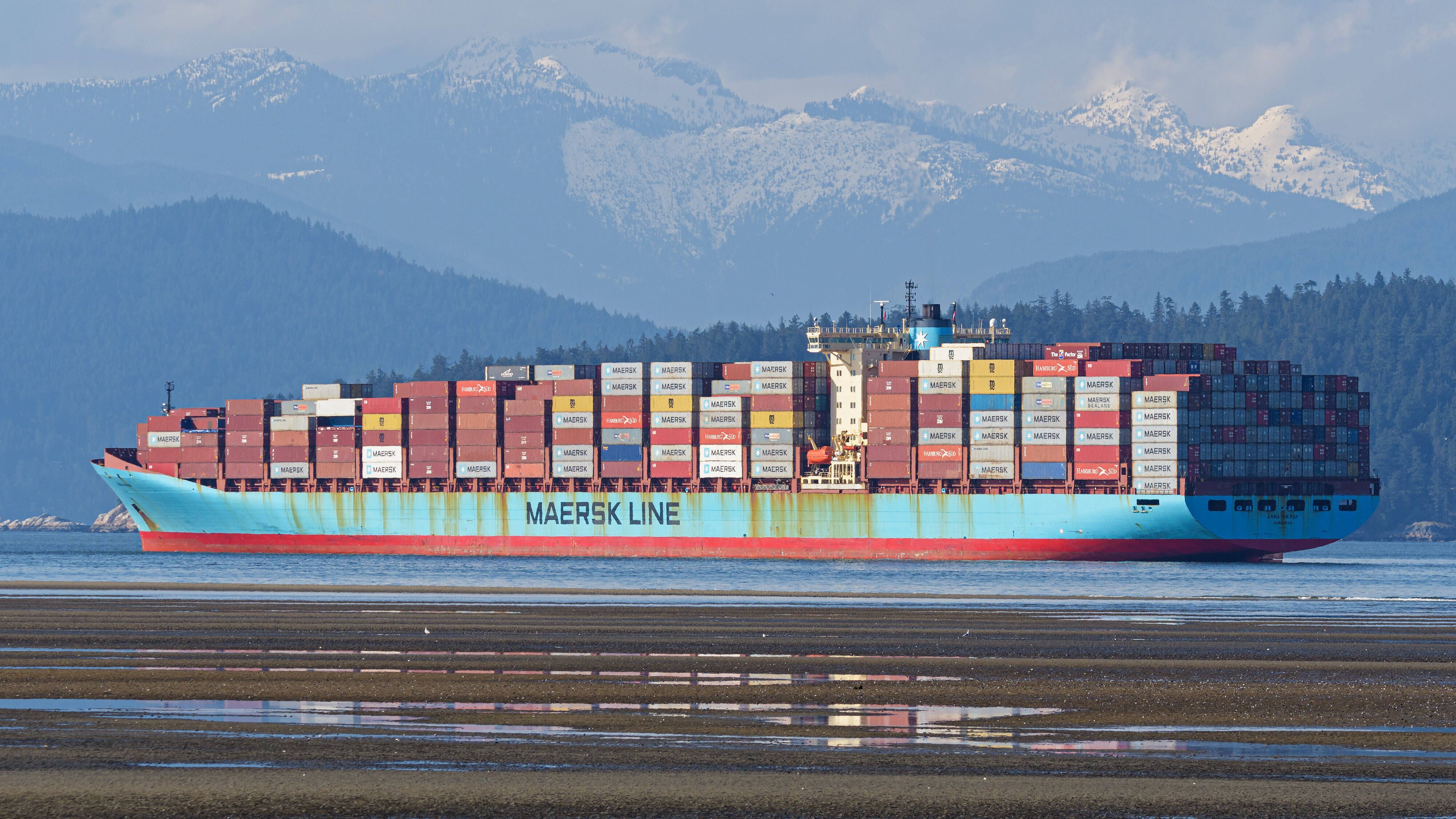 35 Meter hohes Rotorsegel: Große Reederei will Windkraft auf Containerschiff testen