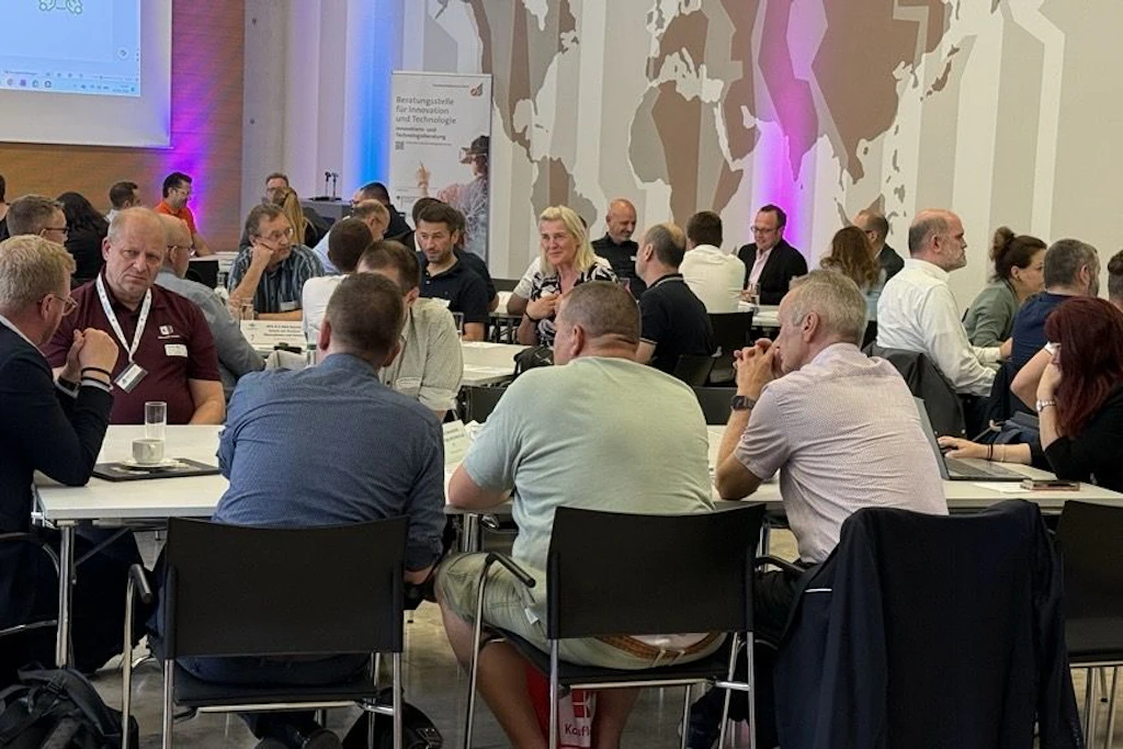 Volles Haus zu einem wichtigen Thema: Die IHK Erfurt legt einen Fokus auf die Cybersicherheit in kleinen und mittleren Unternehmen. Das Thüringer LKA hatte ganz praktische Erfahrungen in petto.