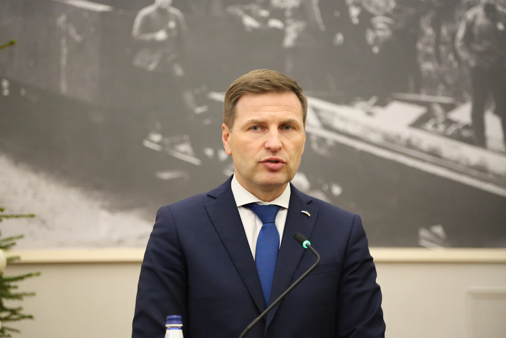 Estlands Verteidigungsminister Hanno Pevkur tritt zurück.