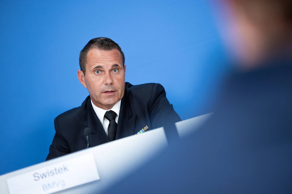 Munitionstransporte über deutsche Flughäfen: Was die Bundesregierung verschweigt