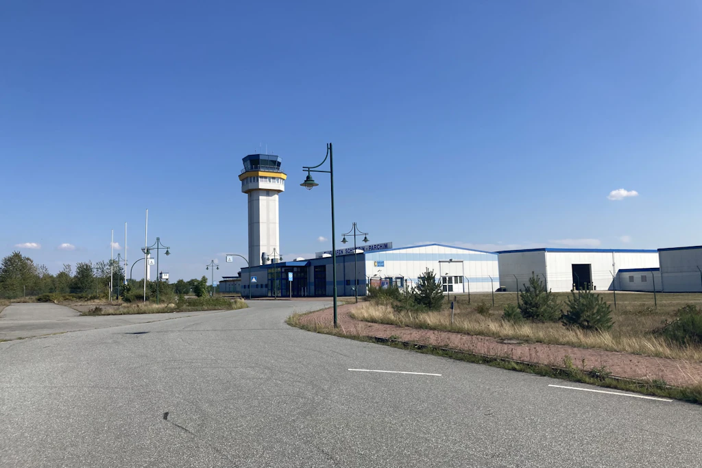Der Flugbetrieb auf dem Flughafen Parchim ruht seit 2023.