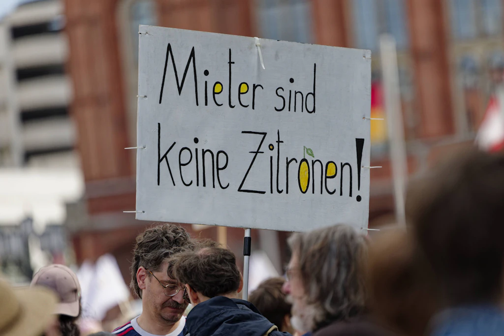 Anfang September wurde in Berlin erneut gegen Mietwucher, Verdrängung und für die Enteignung und Kommunalisierung großer Wohnungsbestände demonstriert.