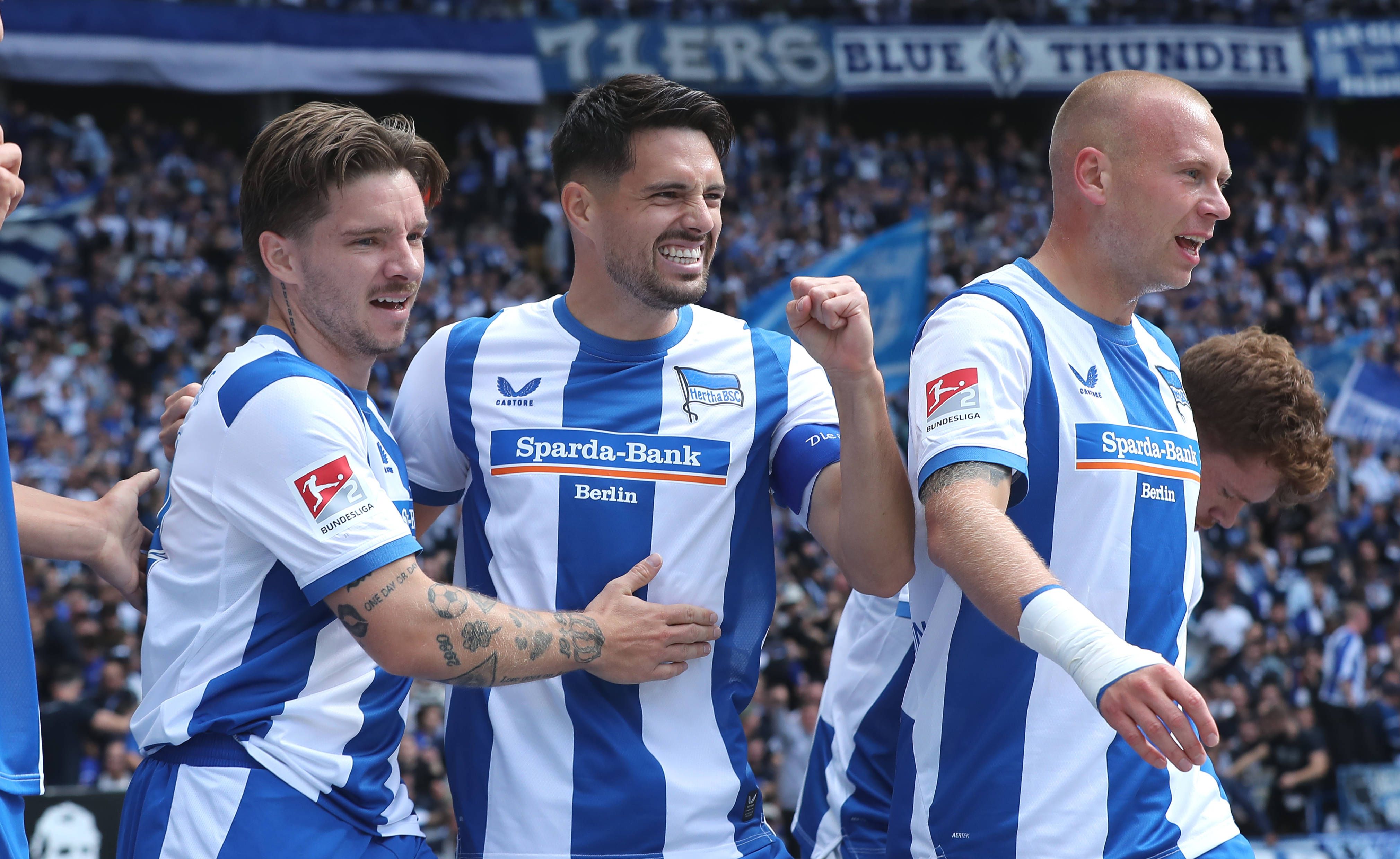Vier Spiele, vier Siege – Erster Experte sicher: „Hertha steigt auf!“