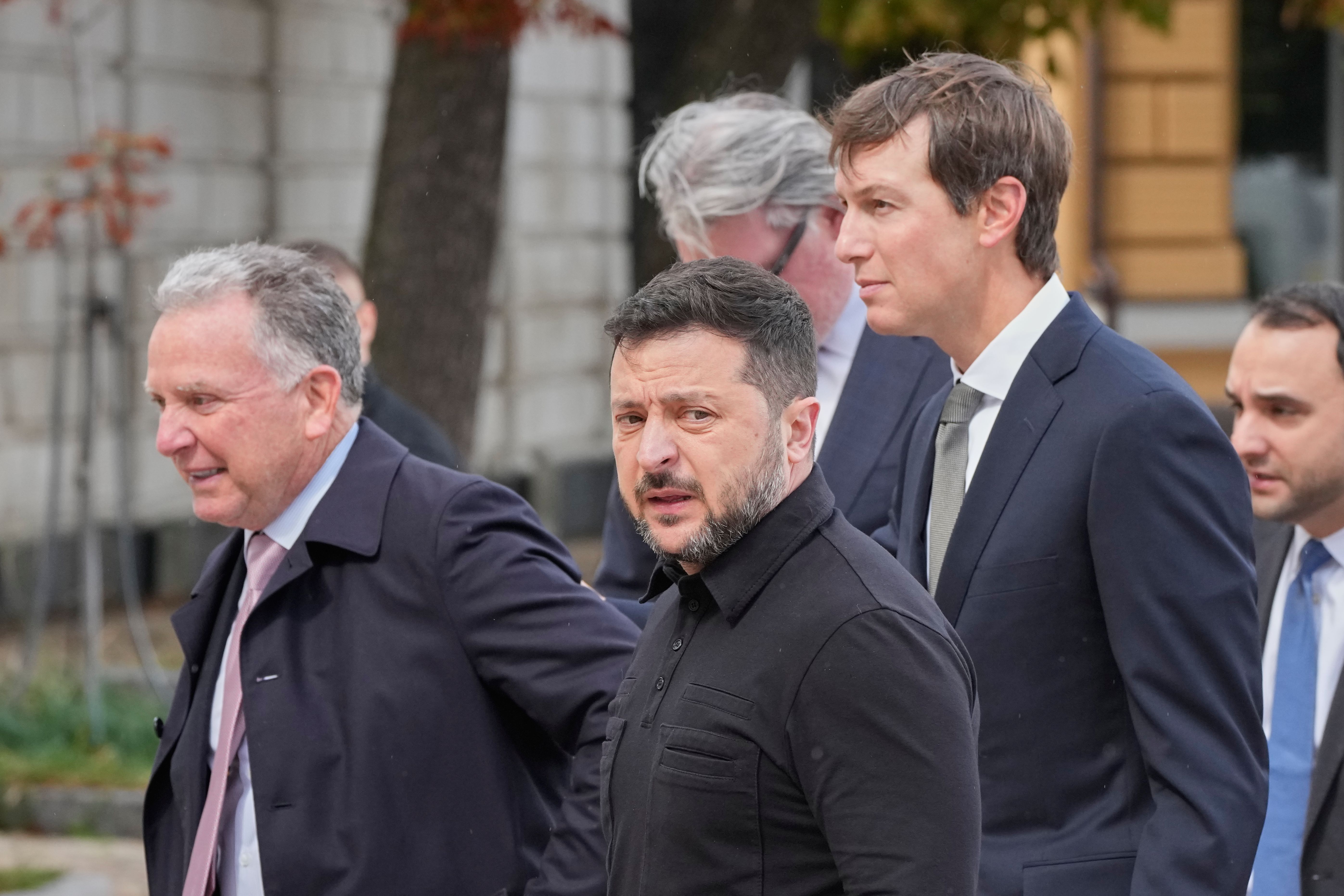 Nach Putin-Treffen: Witkoff und Kushner erstmals für Friedensgespräche in Kiew