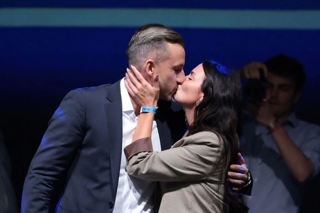 Ulrich Siegmund (AfD) und seine Frau Julia bei der AfD-Wahlparty.