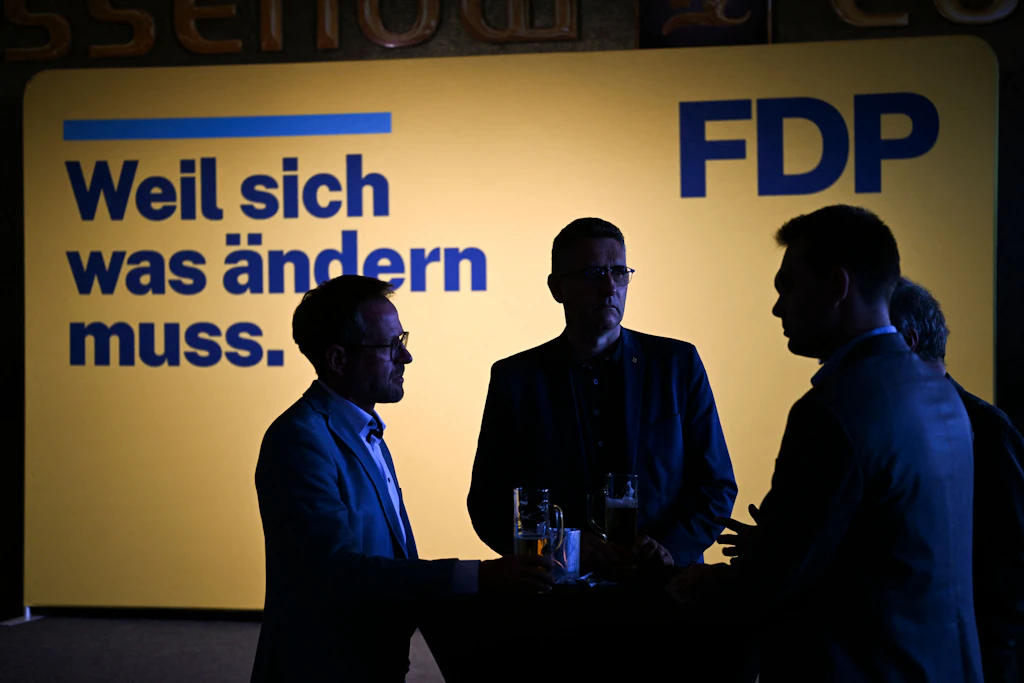 Die FDP steckt in der Krise - doch junge Menschen engagieren sich weiter für ihre politischen Ideen.