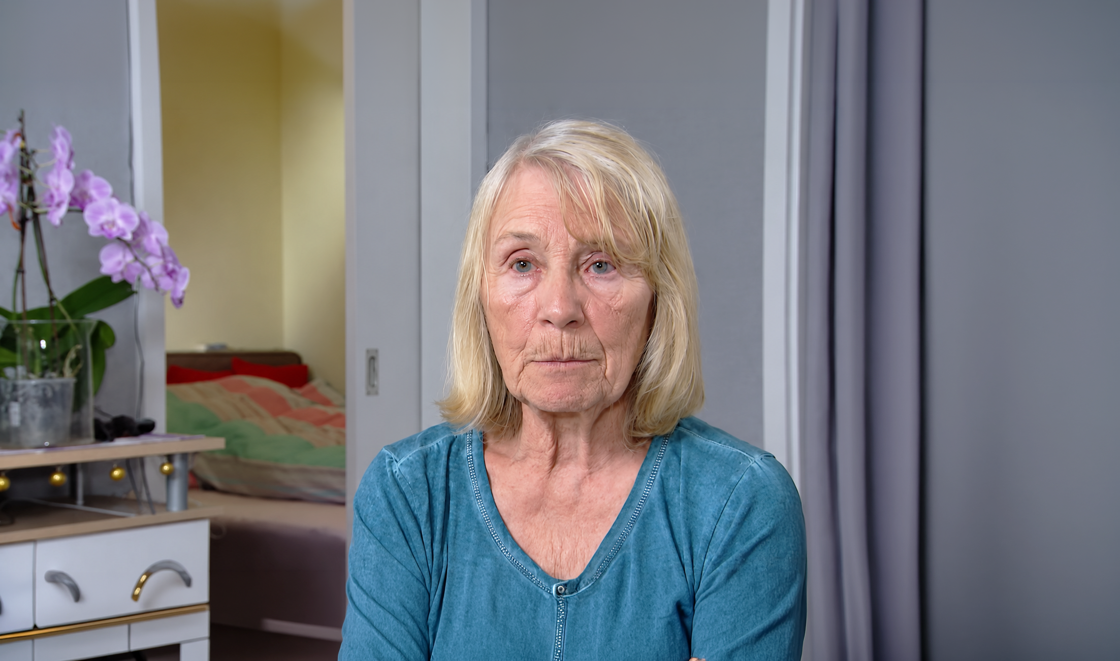 Rente reicht nicht! Oma Waltraud (80) kann sich nicht einmal Salzstangen leisten