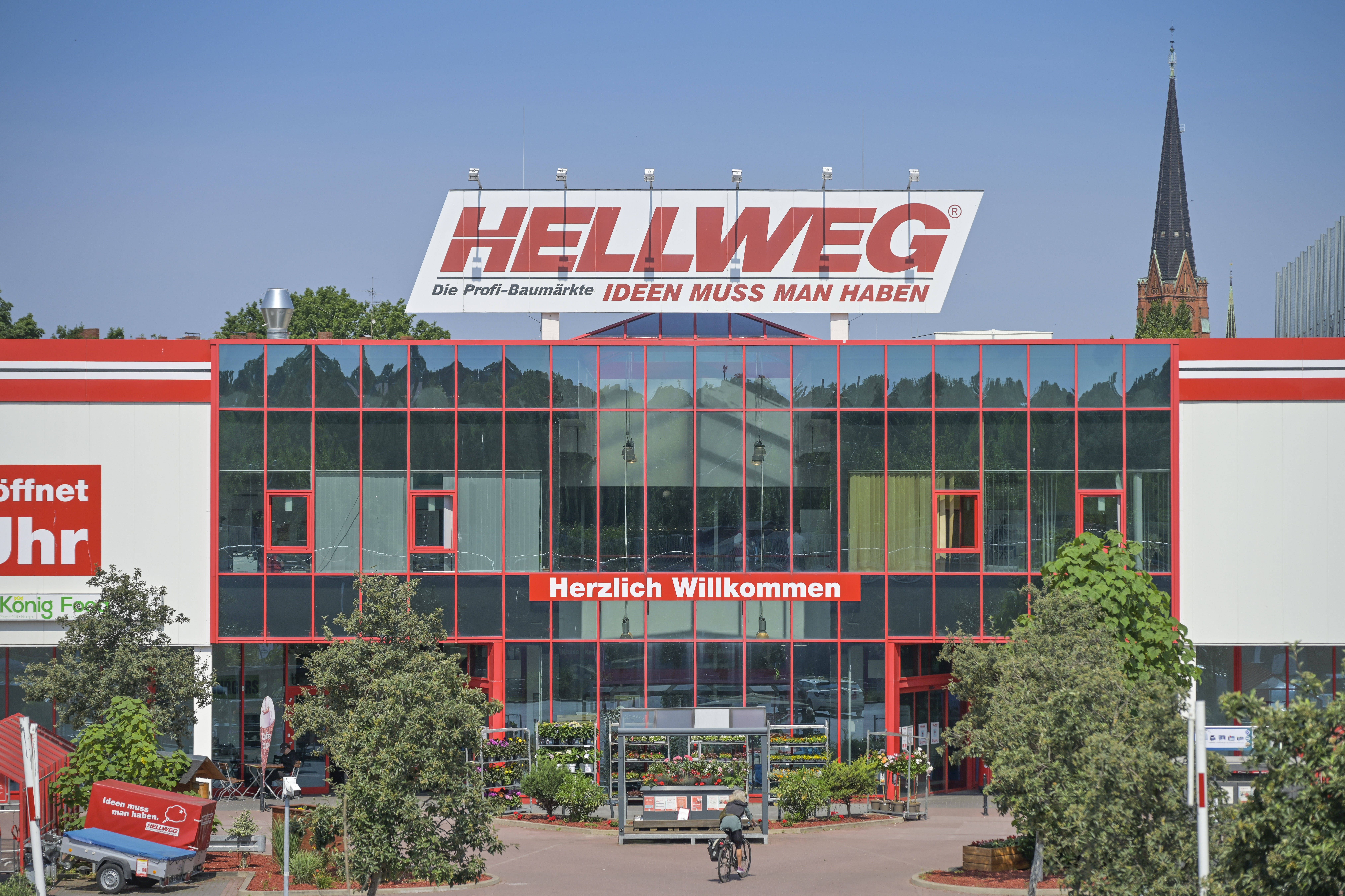 Hellweg pleite, Mega-Ausverkauf startet! Hier gibt es jetzt Schnäppchen