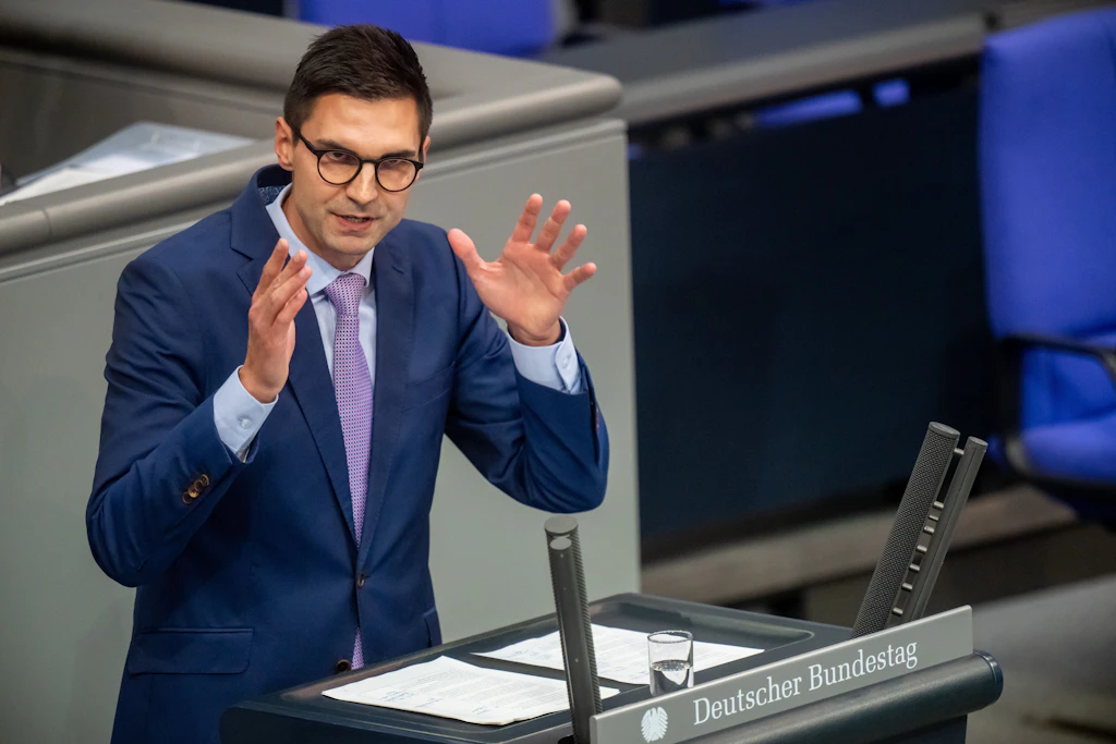 Sepp Müller wurde vom Bundeskanzler öffentlich kritisiert.