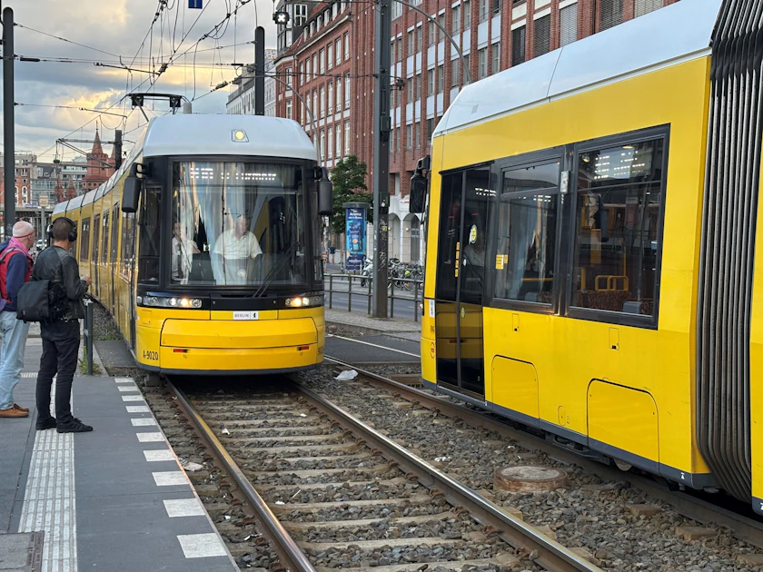 Schülerausweis wird zum BVG-Ticket: Berlin testet an zehn Schulen
