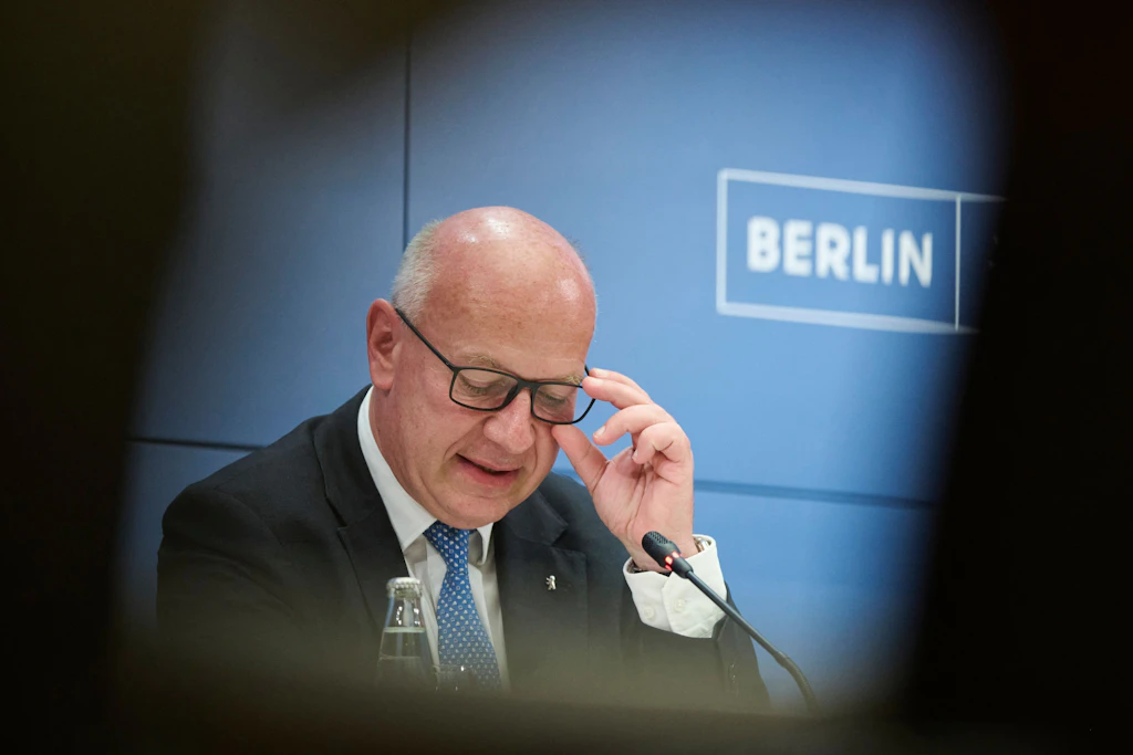 Kai Wegner (CDU), Regierender Bürgermeister von Berlin: Cyber-Terroristen fühlen sich von ihm eingeladen.