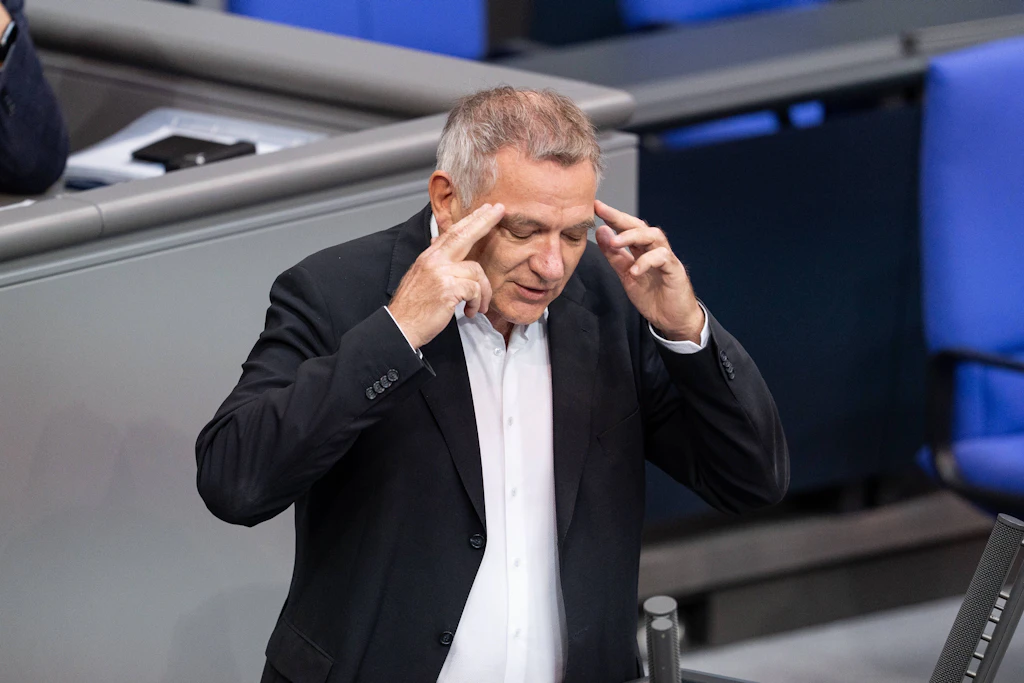 Jan van Aken (Die Linke) war am Dienstagabend bei „Markus Lanz“ zu Gast.