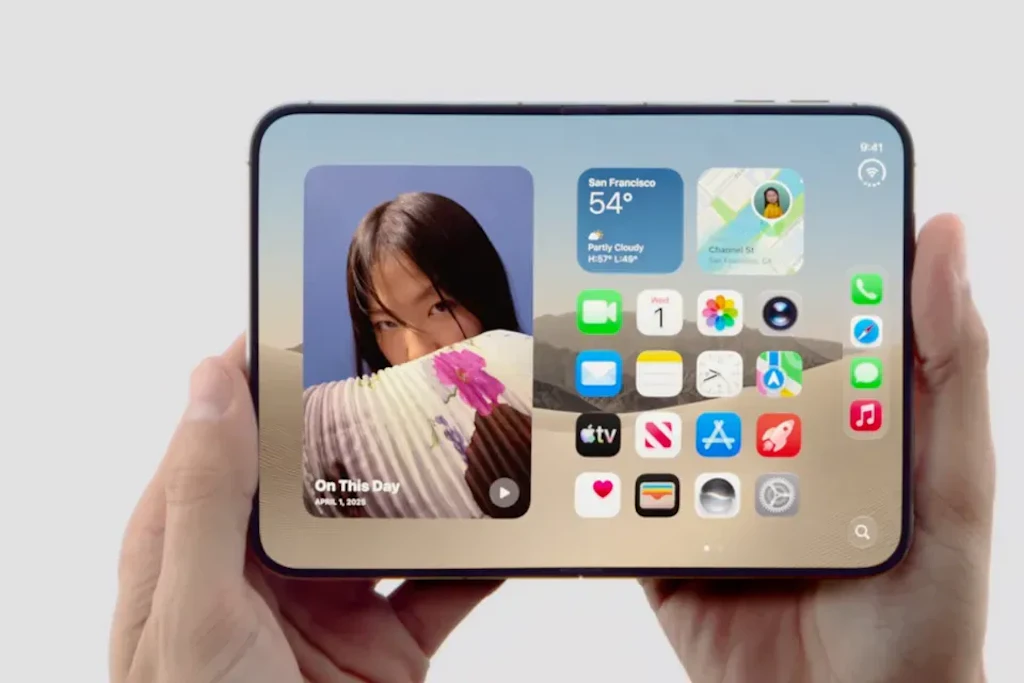 Von der Größe her fast wie ein iPad: das neue iPhone lässt sich falten.