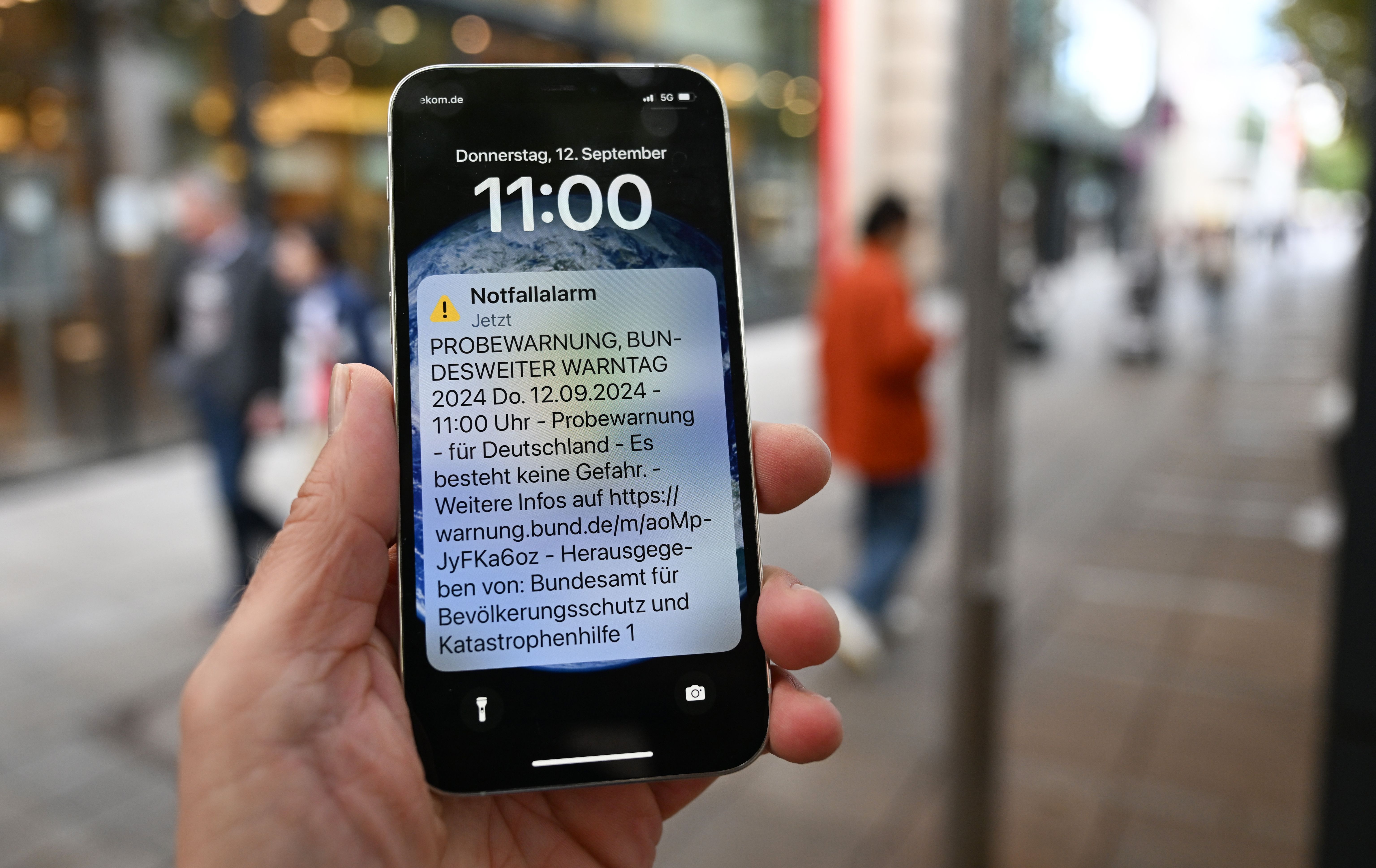 Warum blieb mein Handy beim Warntag stumm? Der Cell Broadcast einfach erklärt