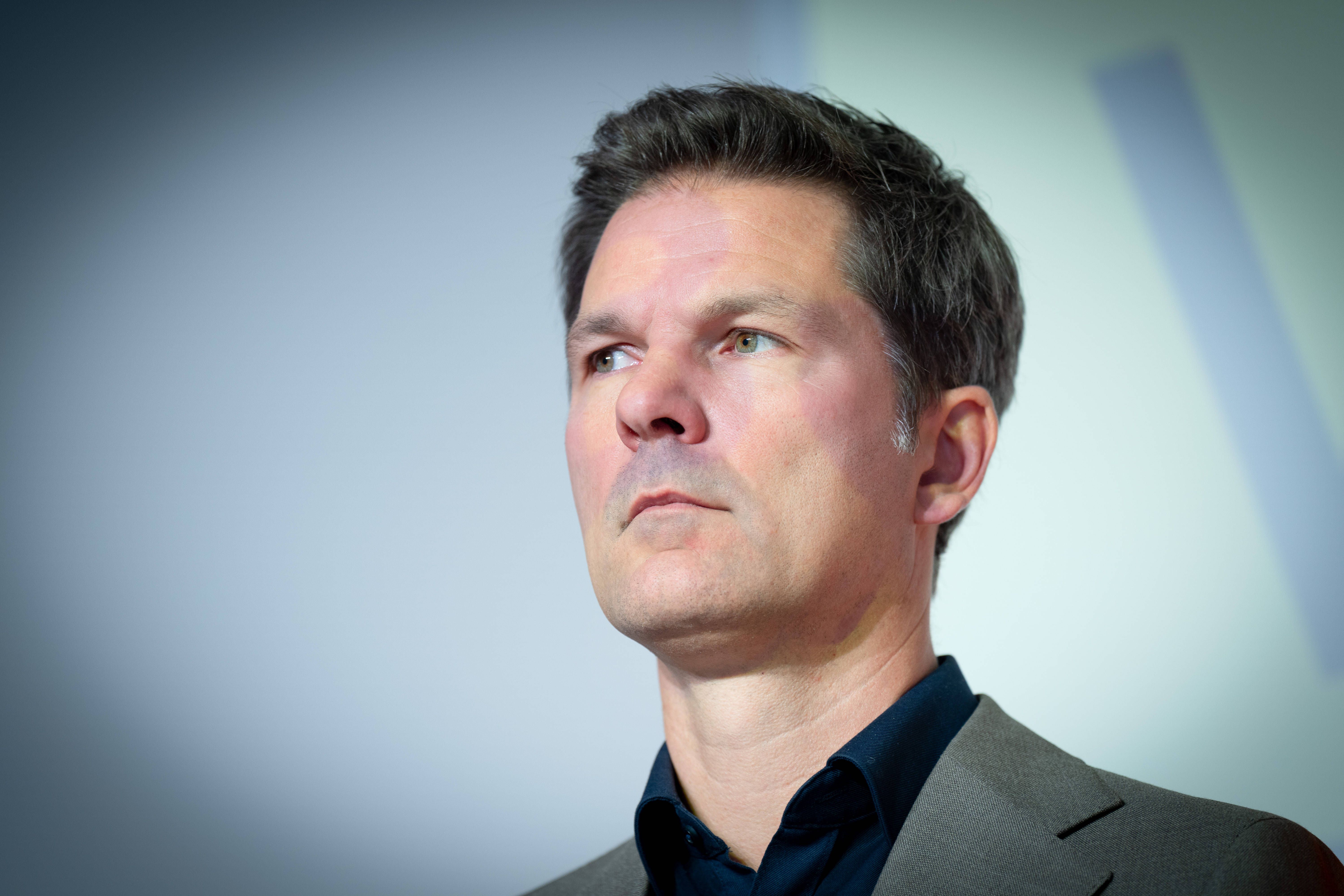 Razzia bei SPD-Spitzenkandidat Krach: Verdacht der Bestechlichkeit