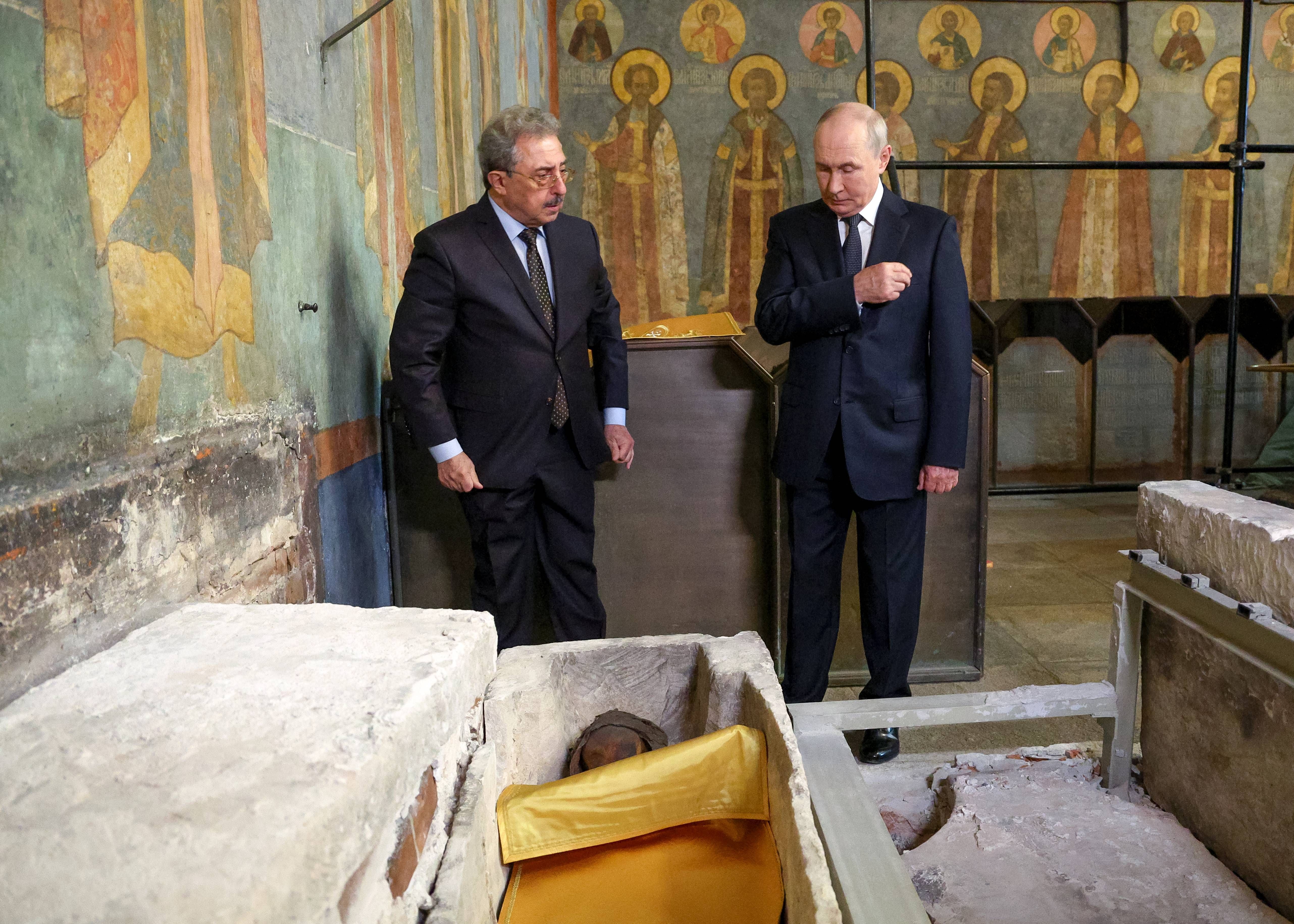 Stärkung der Moral: Russland schickt Knochen aus dem 14. Jahrhundert an die Front