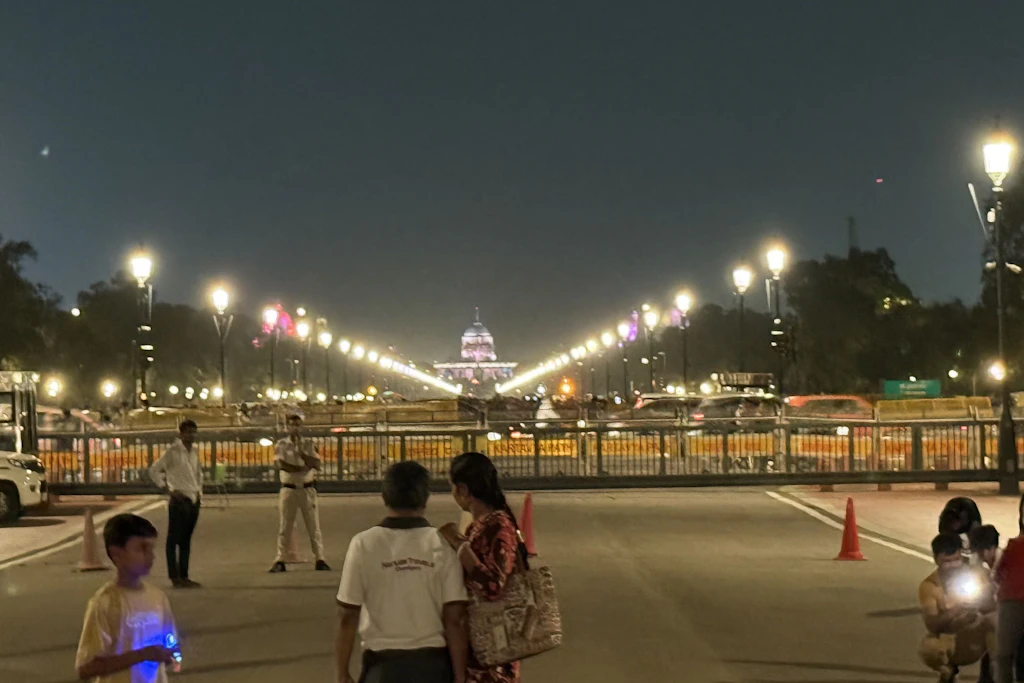 Delhi vor dem BRICS-Gipfel: Im Hintergrund der Rashtrapati Bhavan, der Amtssitz des indischen Präsidenten.