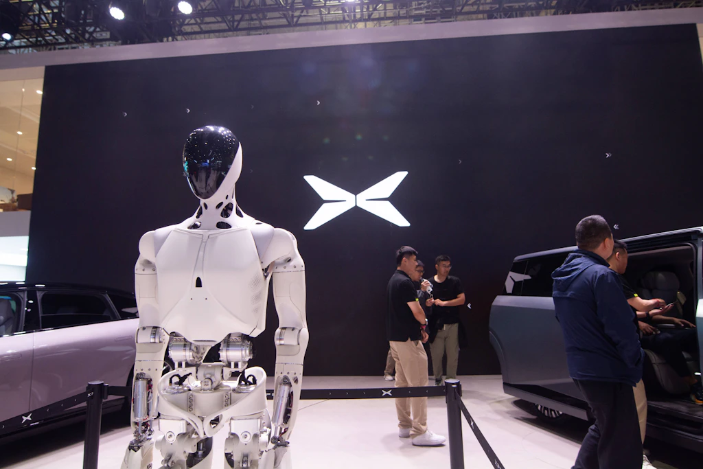 XPeng IRON: Humanoider Roboter geht in Produktion – Verkauf 2027