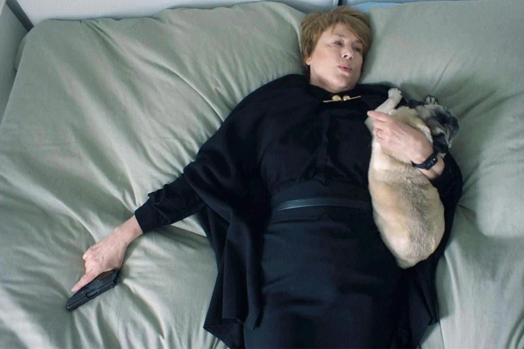 Kurz davor, zu eskalieren: Corinna Harfouch in „Kalter Hund“.