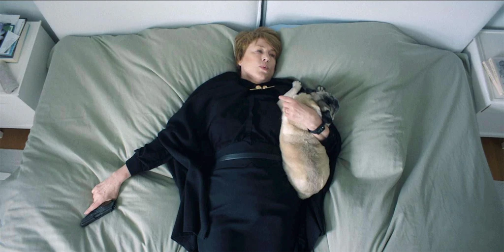 Eine Leiche zum Geburtstag: „Kalter Hund“ mit Corinna Harfouch startet im Kino