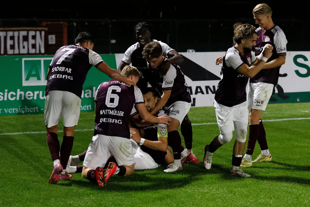 Der BFC Dynamo hat aktuell viel zu feiern, bejubelt hier das 2:1 von Kapitän Rufat Dadashov gegen den SV Tasmania.