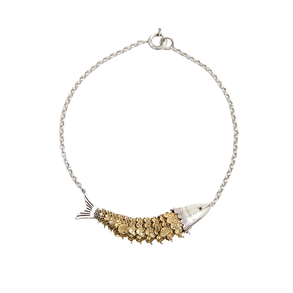 Choker „River“ aus gold- und silberfarbenem Messing, Isabel Marant, 350 Euro.