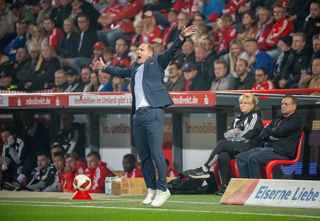 Große Ratlosigkeit nach 1:3 gegen Schalke: Bei Union brennt schon der Baum!