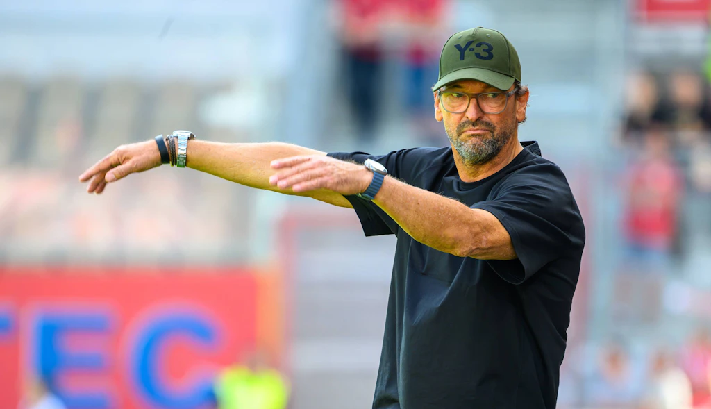 2. Bundesliga – Wollitz teilt gegen Kritiker aus: „Das ist so peinlich“