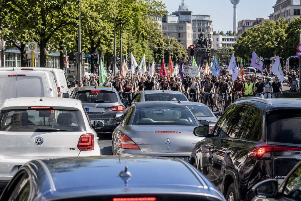 Damit Sie nicht mitten in die Sterndemo geraten, kommt hier ein Überblick zu den Routen der Demonstrierenden.