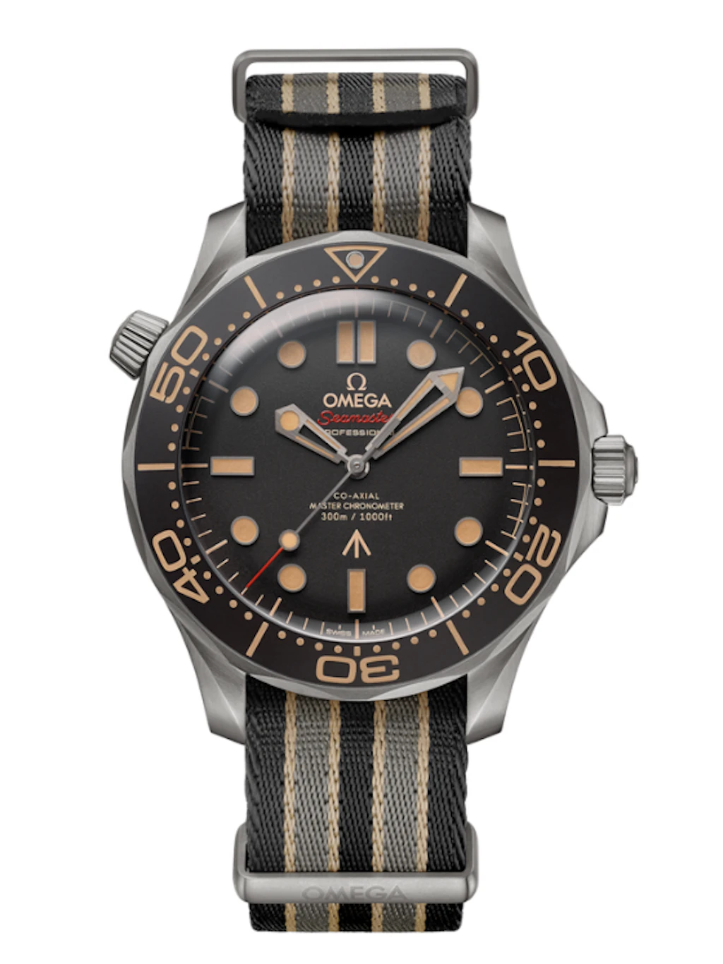 <em>Die Seamaster Diver 300M 007 Edition von Omega. 9700 Euro (42 mm, Titan mit Nato-Armband)</em>