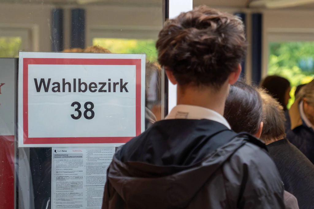 Wir müssen draußen bleiben: 16-Jährige müssen viel, dürfen in Deutschland aber relativ wenig.