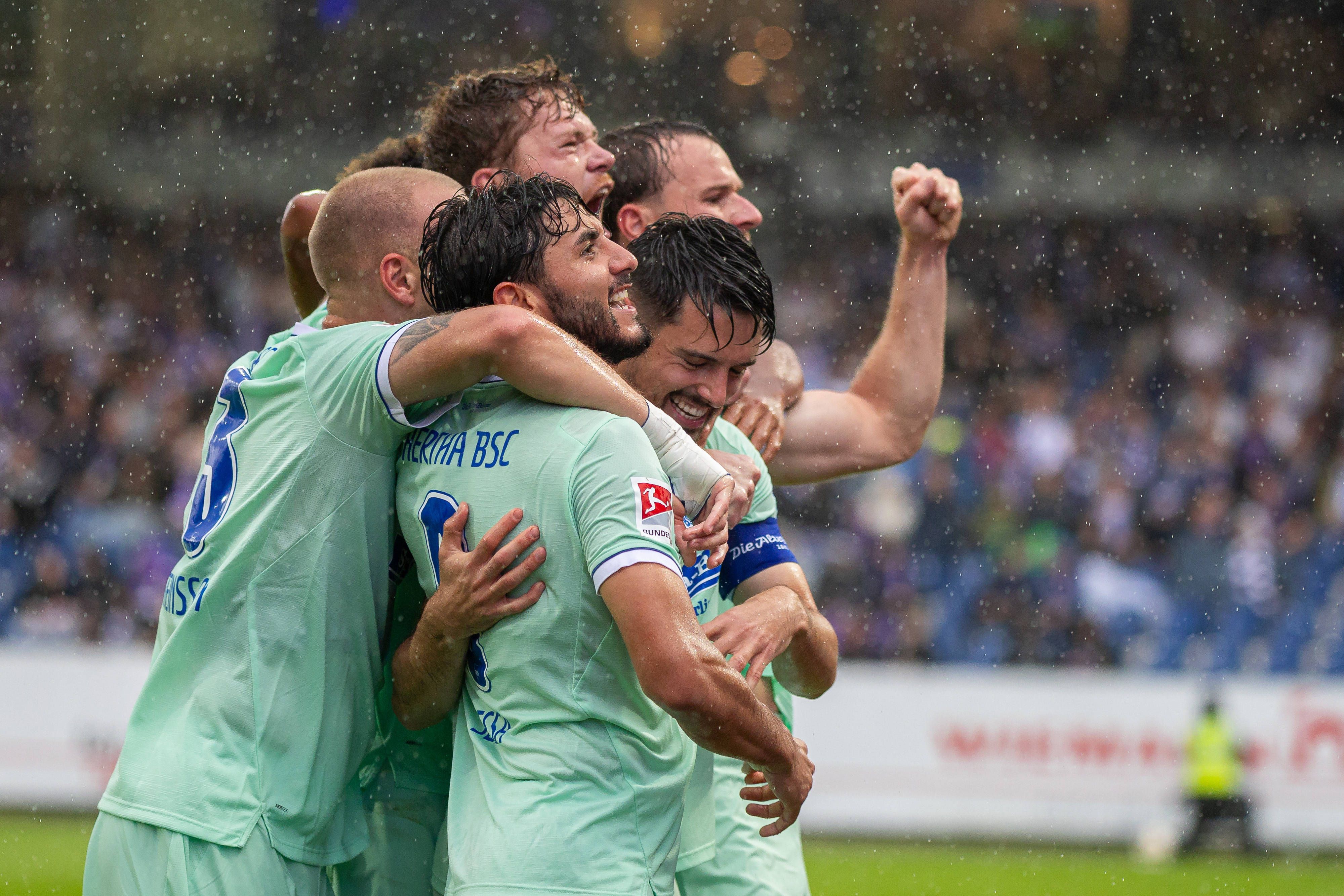 Blau-Weiße Party-Wochen und Unioner Tristesse: Wird Hertha wieder die Eins in Berlin?