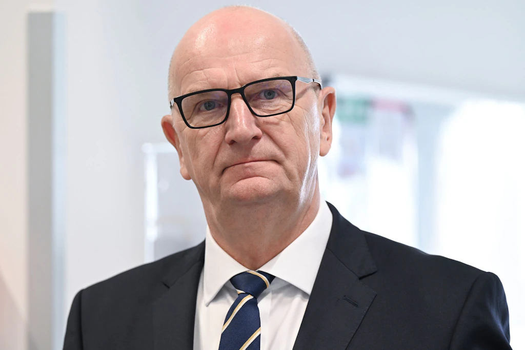 Brandenburgs Ministerpräsident Dietmar Woidke (SPD) drängt auf einen Spritpreisdeckel. (Archivbild)