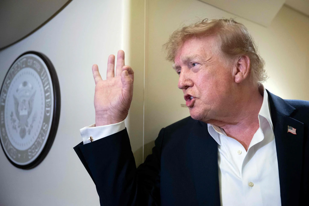 „Kranke Verschwörung“: Trump schmettert KI-Warnungen ab