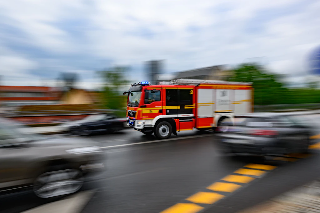 Großeinsatz in Dresden: 440 Schüler nach Reizhusten aus Oberschule evakuiert