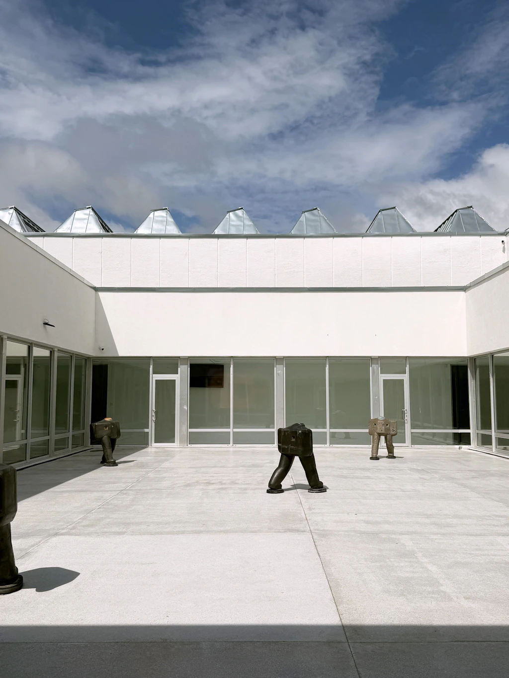 Ein Abstecher ins zeitgenössische Kunstmuseum ŠMC lohnt sich.